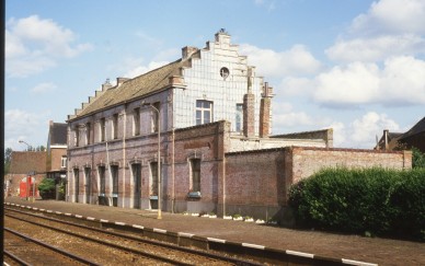 GHISLENGHIEN  DIA 84-9971.jpg